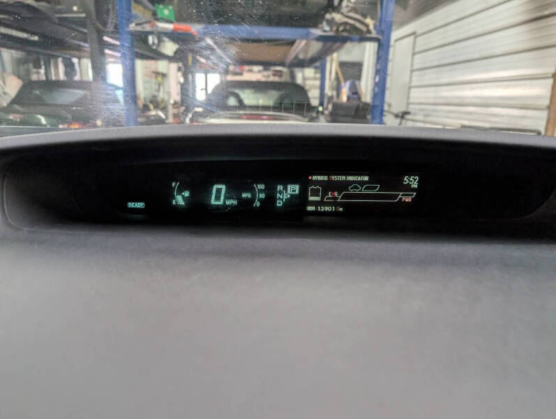 2012 Toyota Prius Two