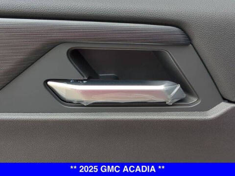 2025 GMC Acadia Elevation