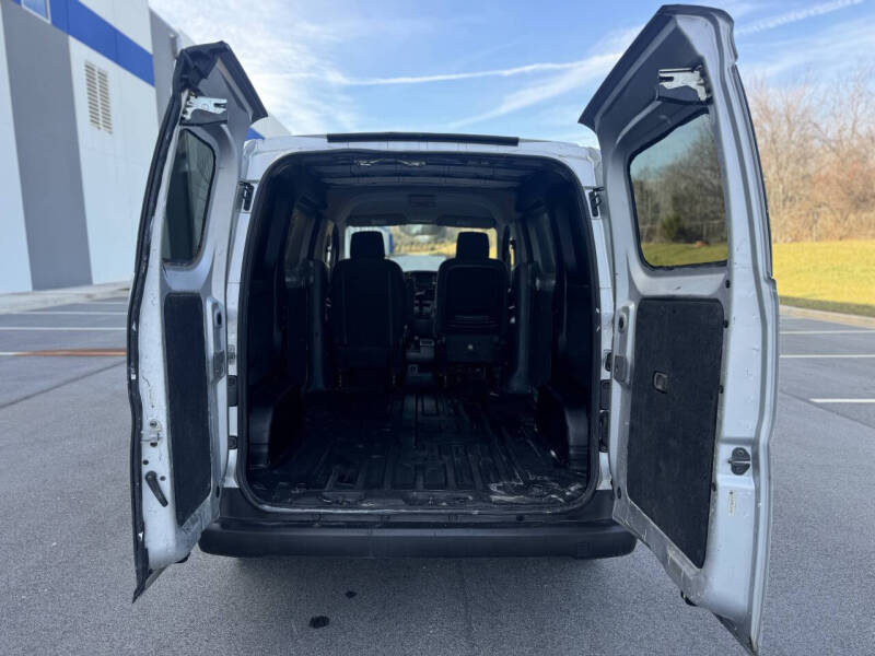 2013 Nissan NV200 SV