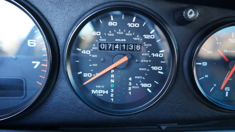 1991 Porsche 911 Carrera 2