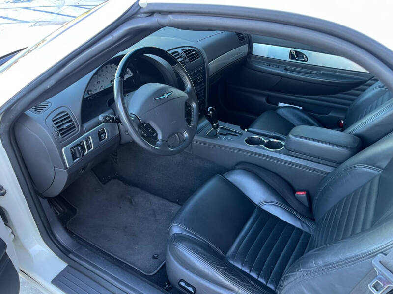 2002 Ford Thunderbird Deluxe