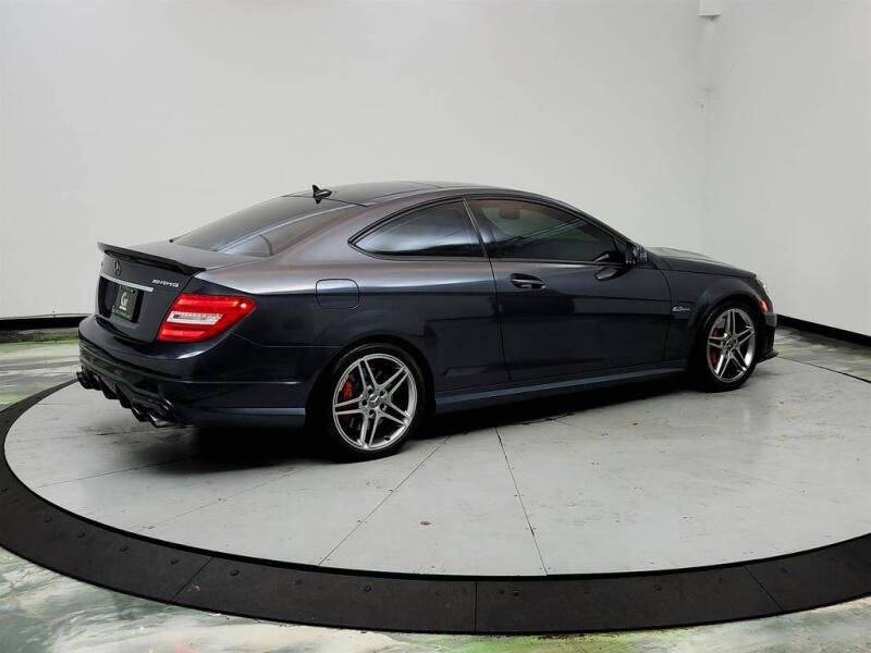 2012 Mercedes-Benz C-Class C 63 AMG
