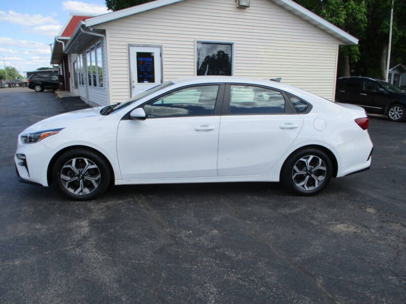 Used 2019 Kia FORTE LXS with VIN 3KPF24ADXKE114806 for sale in Rock Falls, IL