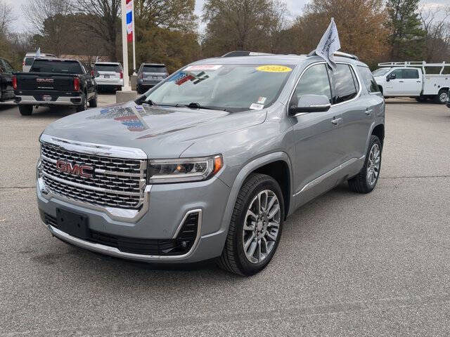 2023 GMC Acadia Denali