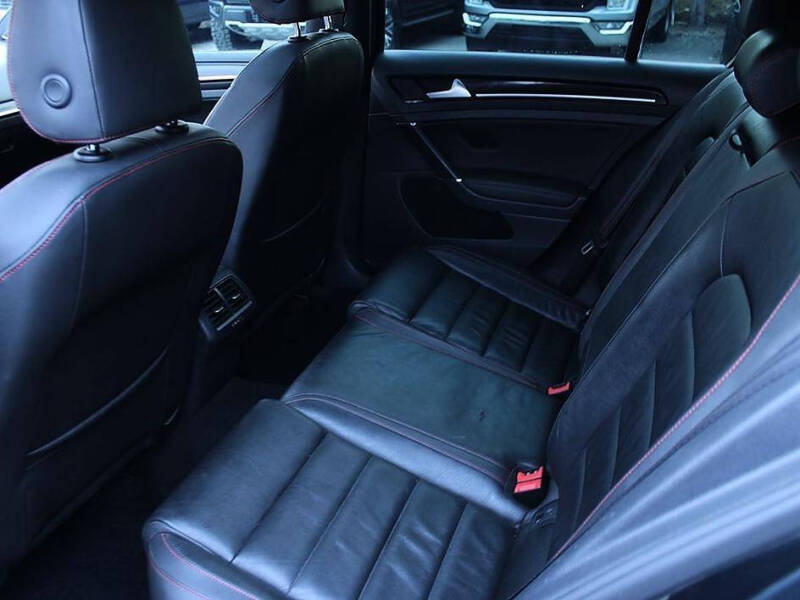 2015 Volkswagen Golf GTI SE