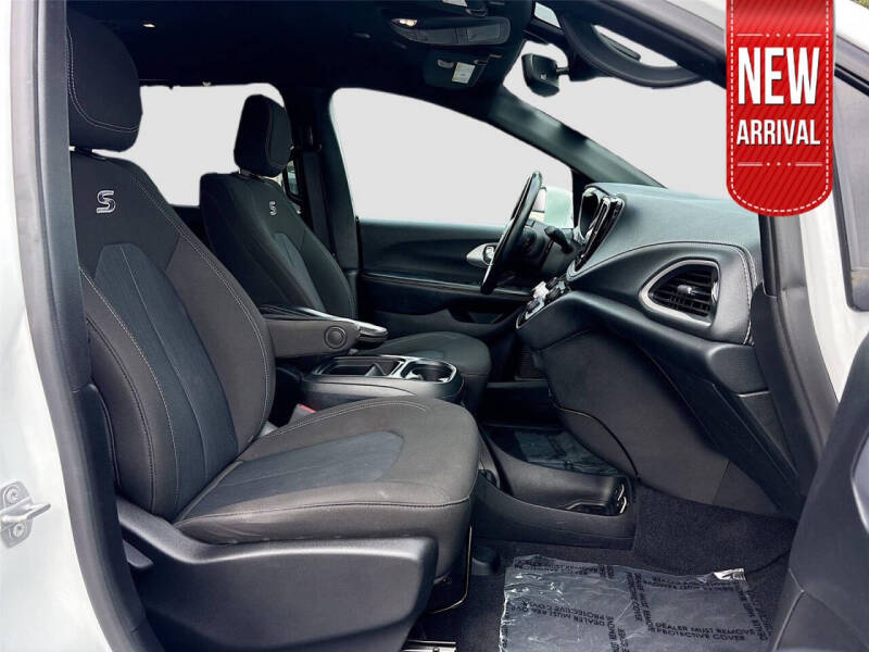 2021 Chrysler Pacifica Touring