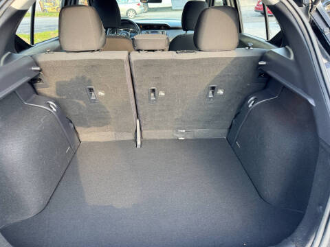 2019 Nissan Kicks S