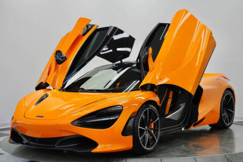 2022 McLaren 720S Performance