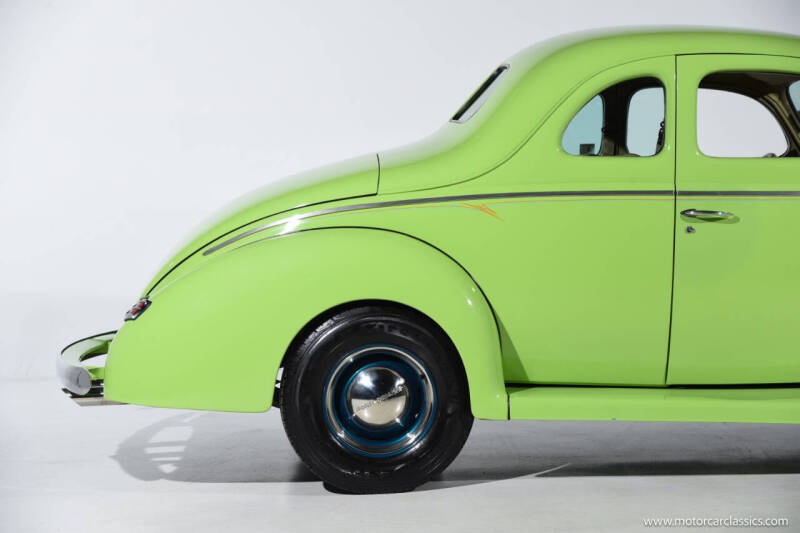 1940 Ford Deluxe