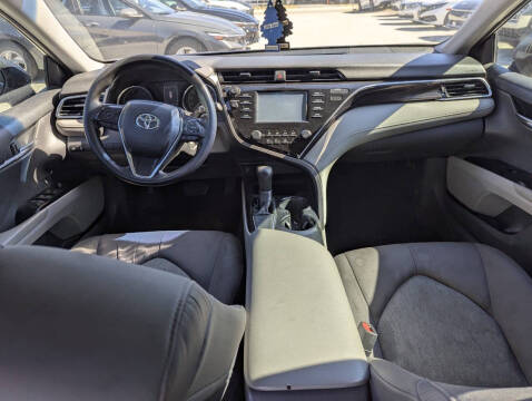 2018 Toyota Camry LE