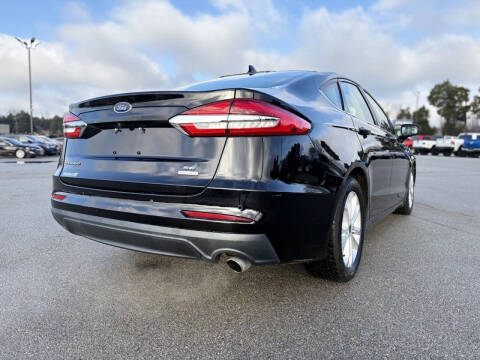 2020 Ford Fusion SE