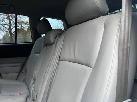 2008 Toyota Highlander Sport