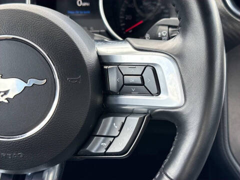 2022 Ford Mustang EcoBoost