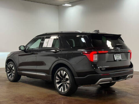 2025 Ford Explorer Platinum