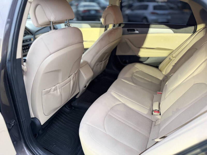 2017 Hyundai Sonata SE