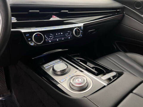2023 Genesis G80