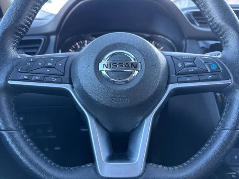 2022 Nissan Rogue Sport SL