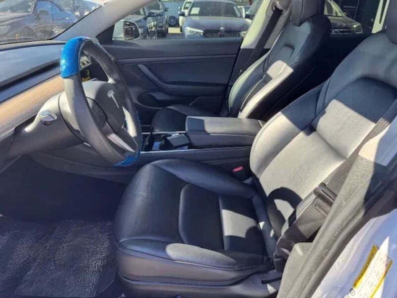 2020 Tesla Model 3 Standard Range