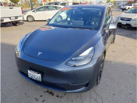 2023 Tesla Model Y Performance