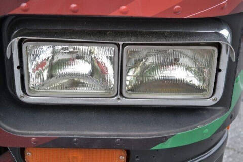 1983 Peterbilt 362 FAT CAB