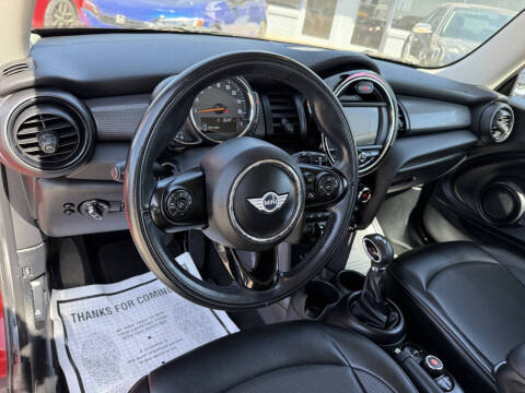 2017 MINI Hardtop 2 Door Cooper