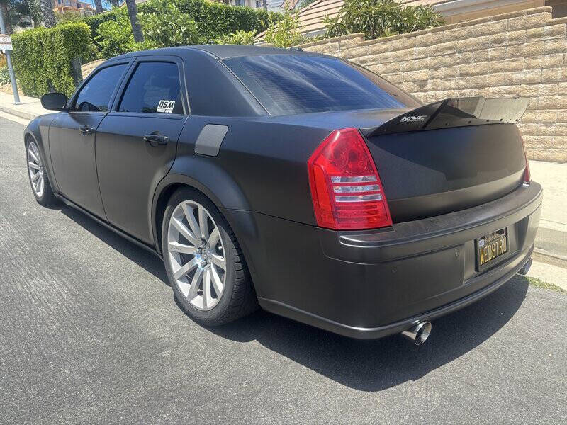 2006 Chrysler 300 SRT-8