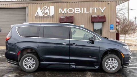 2021 Chrysler Pacifica Touring L