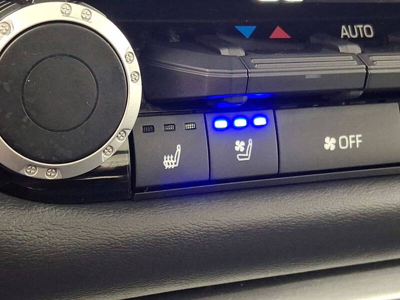 2022 Toyota Tundra Platinum