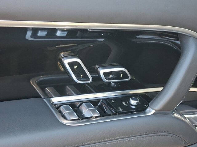 2023 Land Rover Range Rover P530 SE