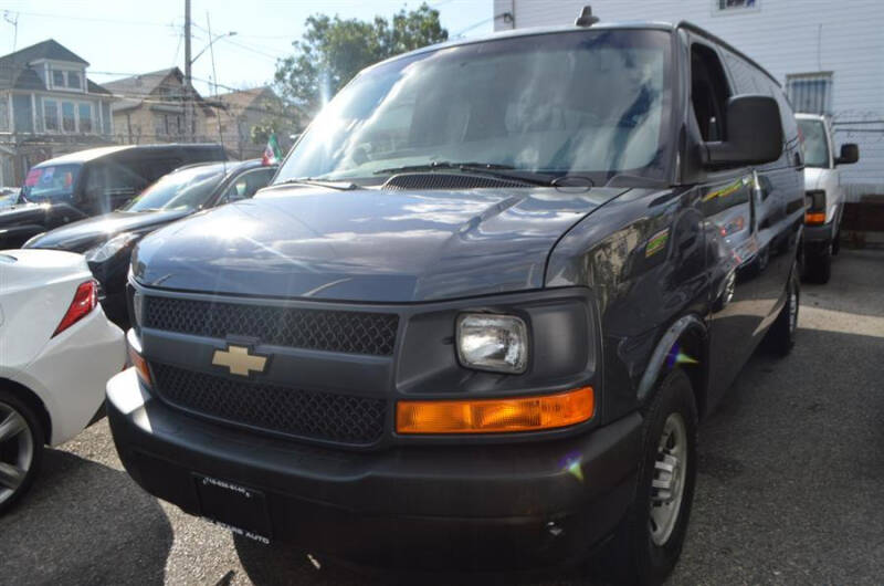 2017 Chevrolet Express Passenger