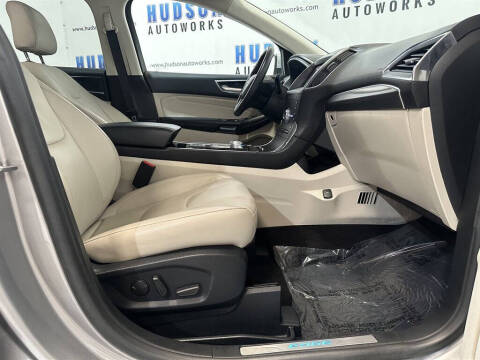 2020 Ford Edge Titanium