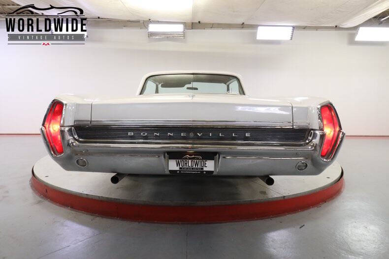 1964 Pontiac Bonneville