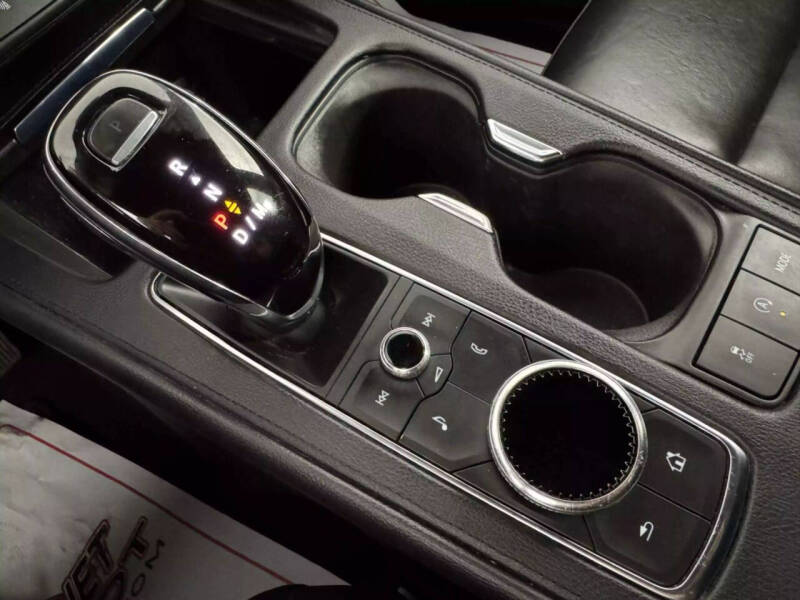 2021 Cadillac XT4 Premium Luxury