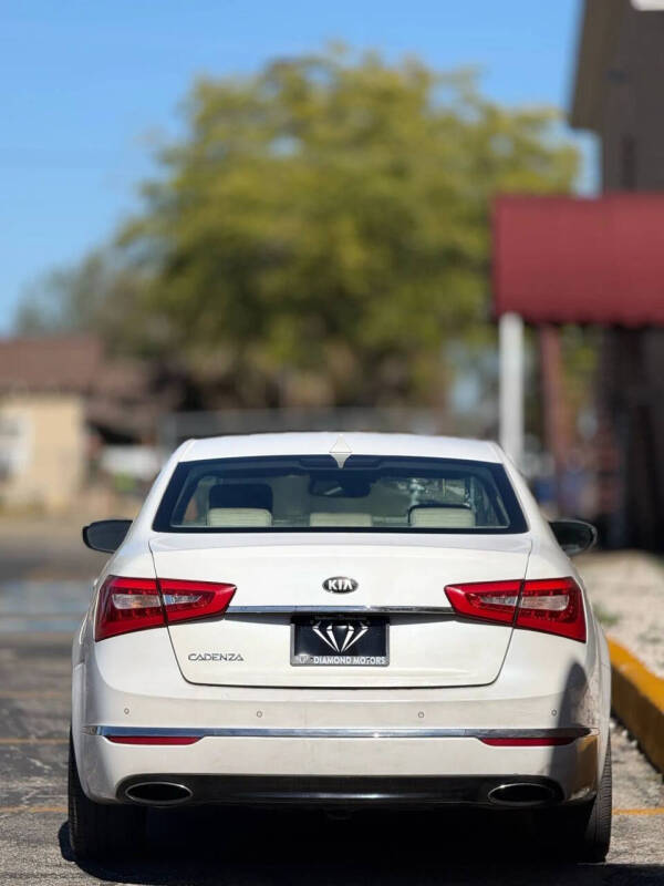 2014 Kia Cadenza Premium