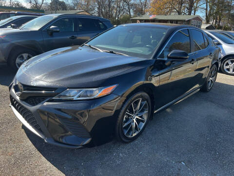 2018 Toyota Camry for sale at DJ's Truck Sales Inc. in Cedartown GA