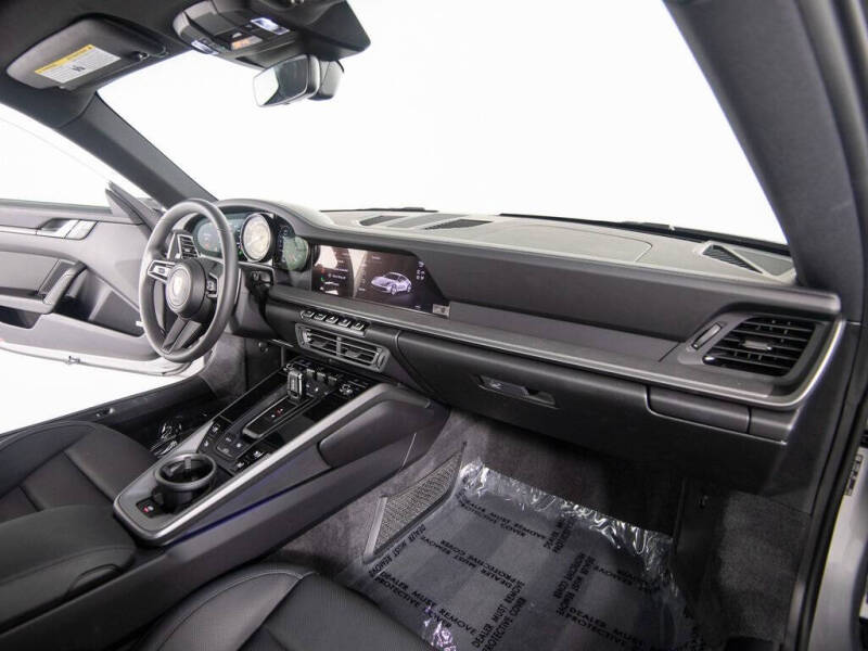 2024 Porsche 911 Carrera