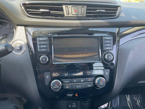 2020 Nissan Rogue Sport SV