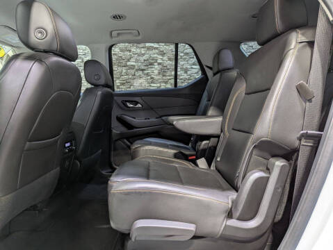 2020 Chevrolet Traverse LT Leather