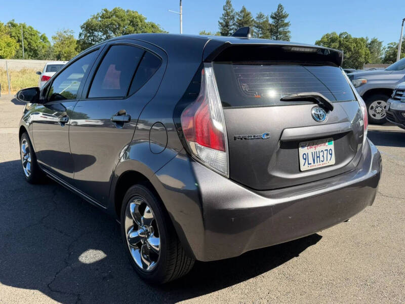 2015 Toyota Prius c