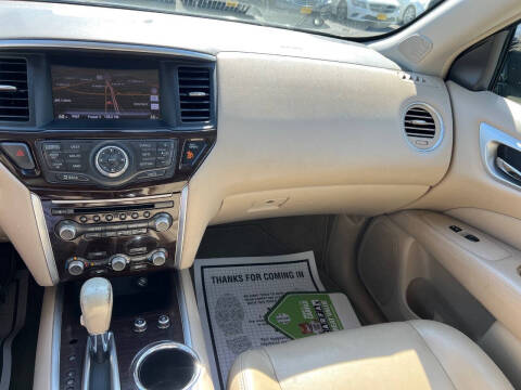 2013 Nissan Pathfinder Platinum
