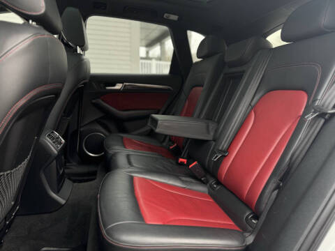 2016 Audi SQ5 3.0T quattro Premium Plus