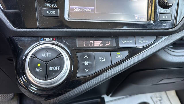 2015 Toyota Prius c One