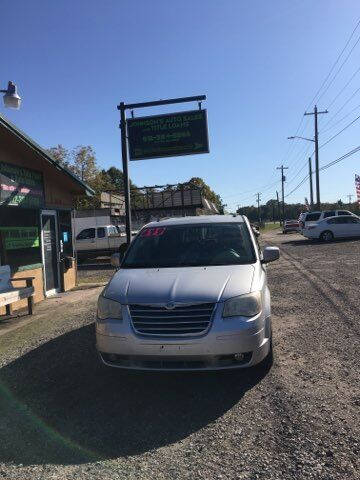 2010 Chrysler Town and Country for sale at Johnson's Auto Sales in Douglas GA