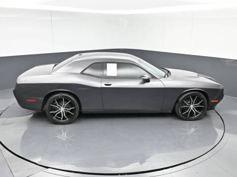 2017 Dodge Challenger SXT
