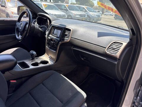 2015 Jeep Grand Cherokee Laredo