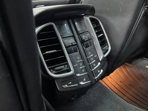 2012 Porsche Cayenne S