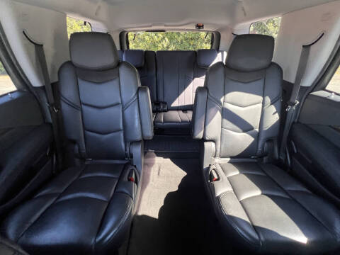 2019 Cadillac Escalade Luxury