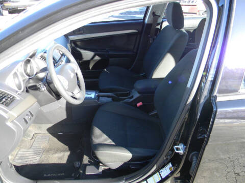 2014 Mitsubishi Lancer SE