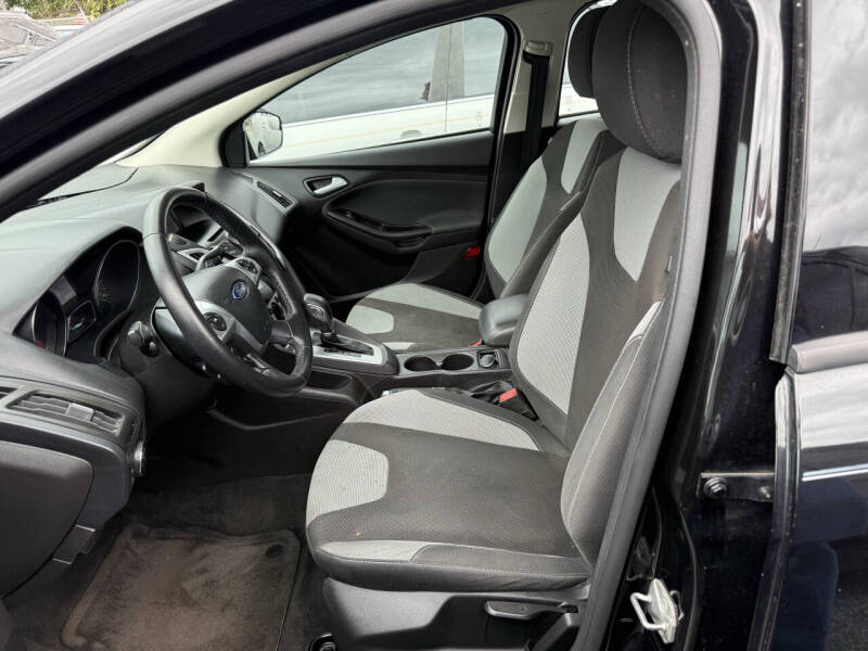 2014 Ford Focus SE
