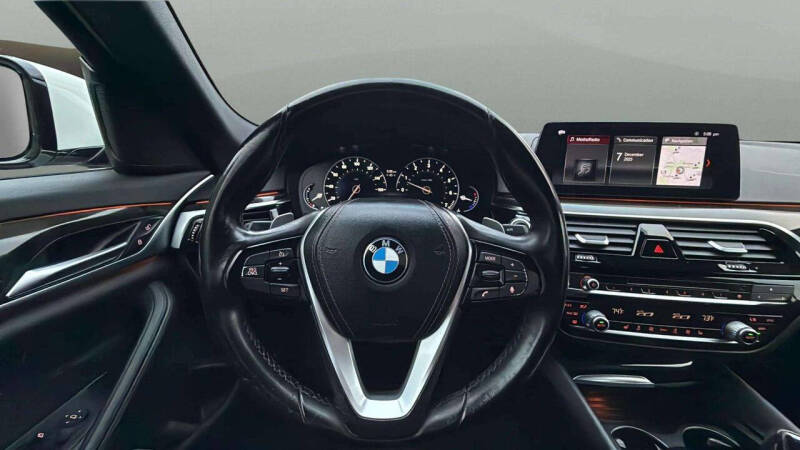 2018 BMW 5 Series 530i